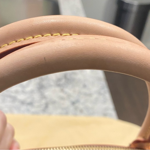 Louis Vuitton Tivoli PM Brown Monogram Women's Bag Like New 100% Authentic - Picture 11 of 12